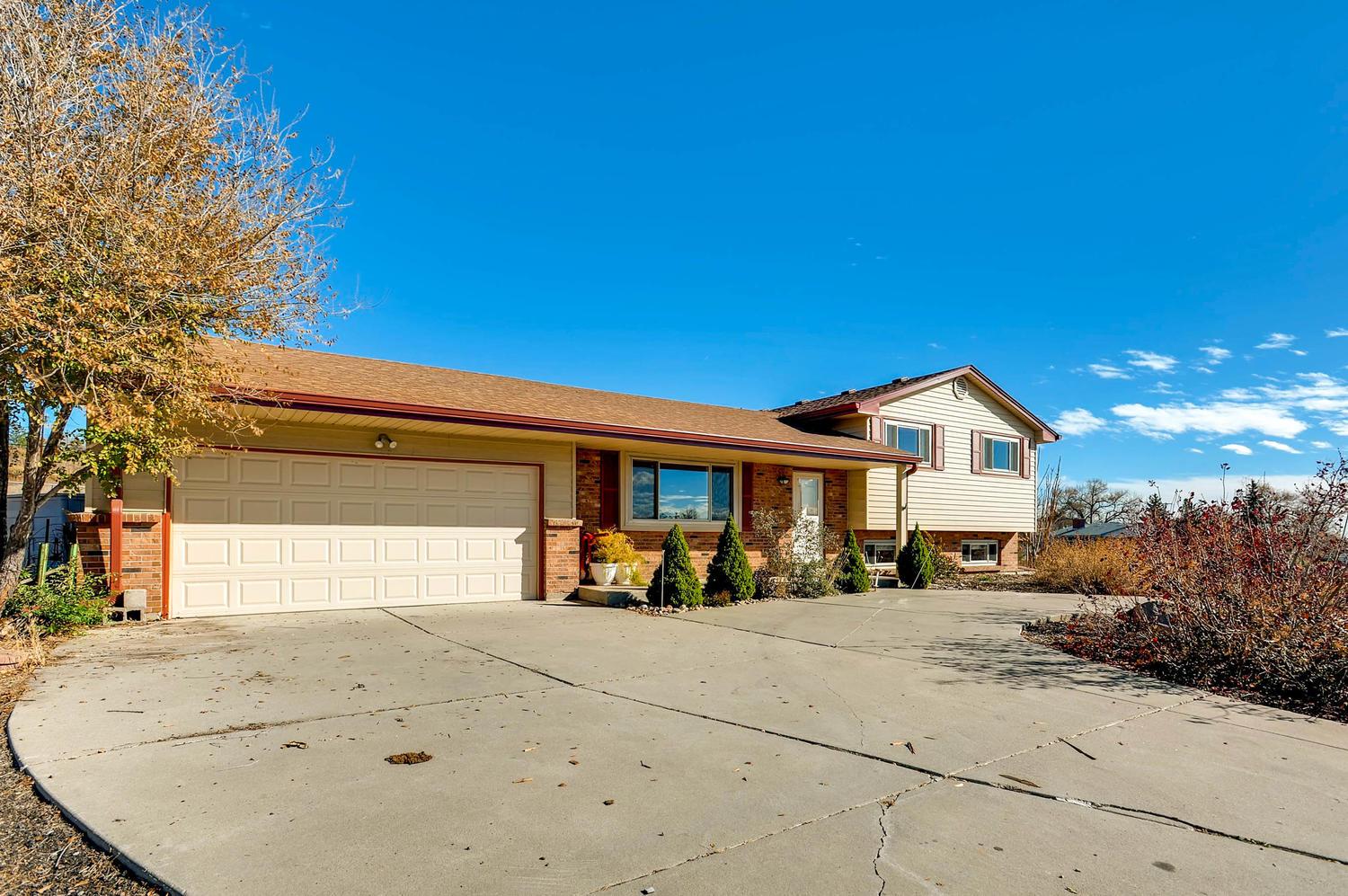 13361-w-78th-ave-arvada-co-large-002-4-exterior-front-1500x998-72dpi