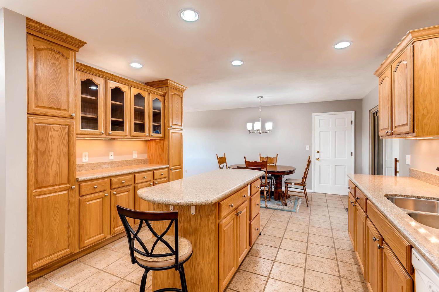 13361-w-78th-ave-arvada-co-large-012-6-kitchen-1500x998-72dpi